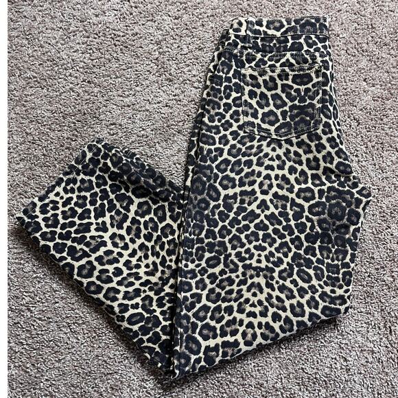 Women's Leopard Print Loose Fit Jeans - Picture 3 of 3